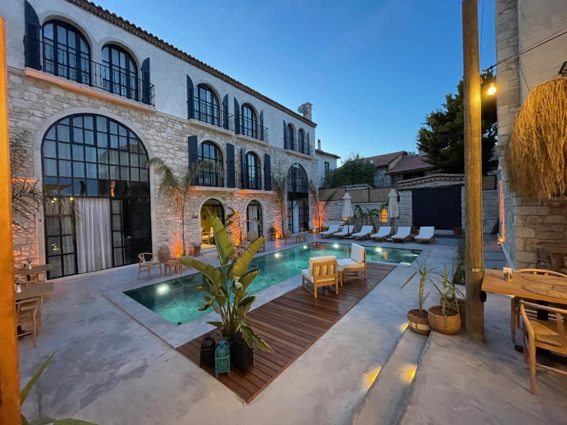 Rhea Alacati Boutique Hotel Bagian luar foto